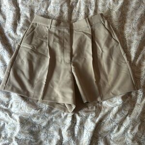 Abercrombie wide leg shorts, NWT.